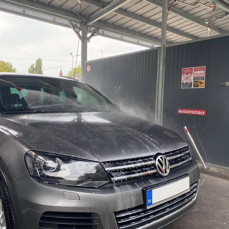 fonyódi autómosás_rendszámnélküli